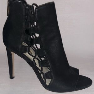 BCBG heels